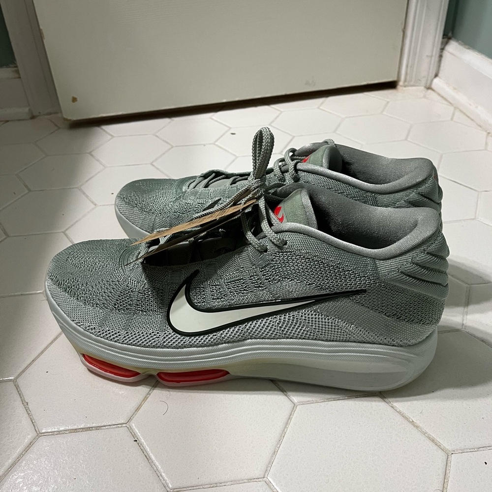 Nike Air Zoom GT Hustle 3 Holiday Pack